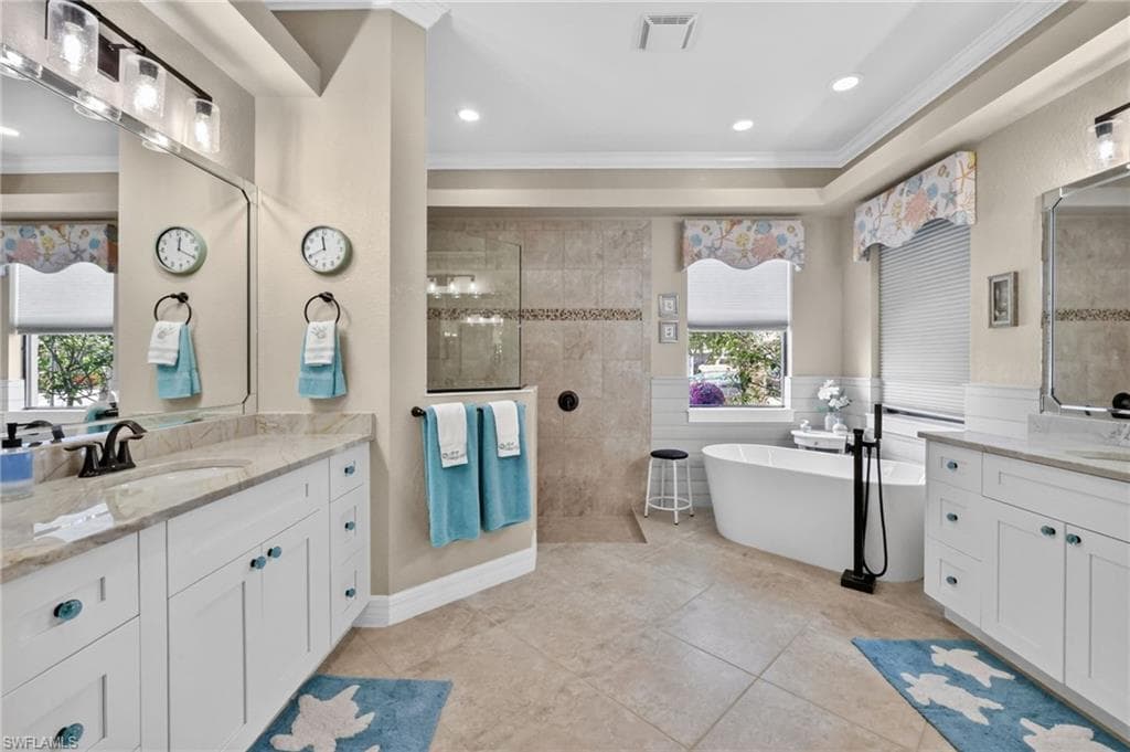 10975 Longwing DR-16