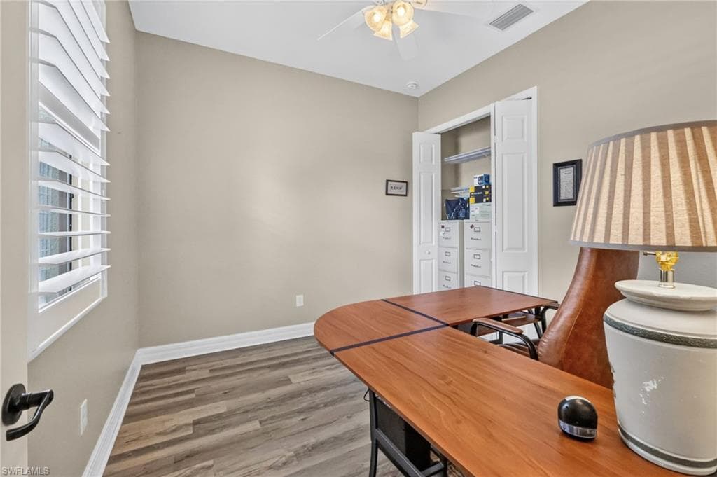 10975 Longwing DR-32