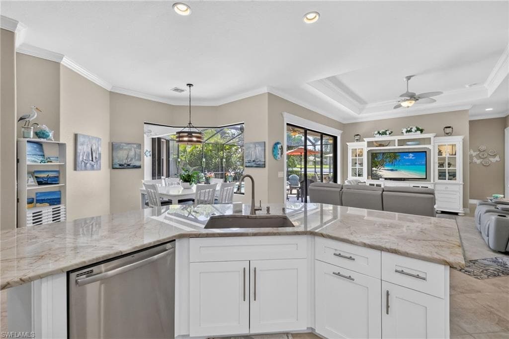 10975 Longwing DR-8