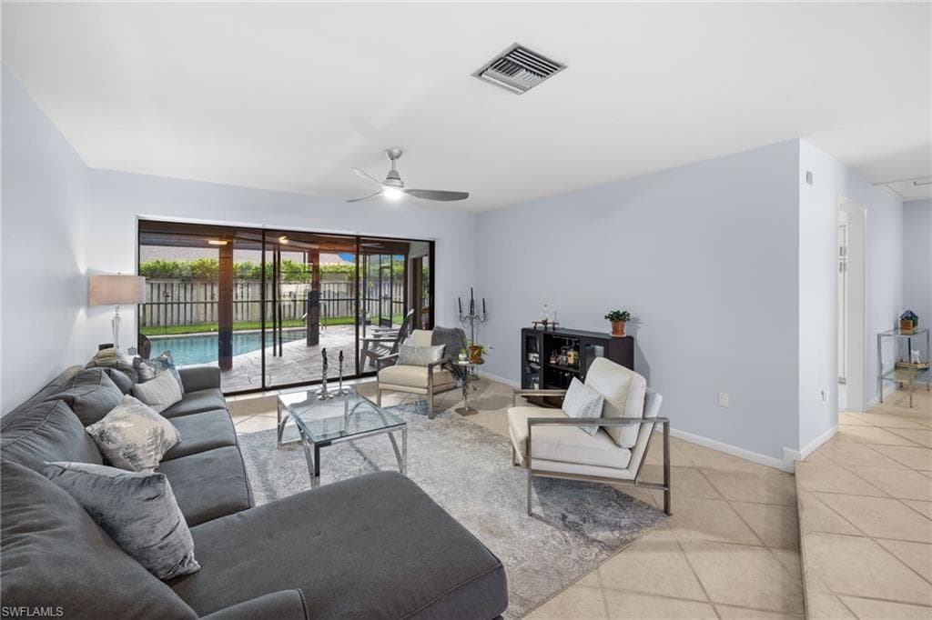 433 Golfview DR-27