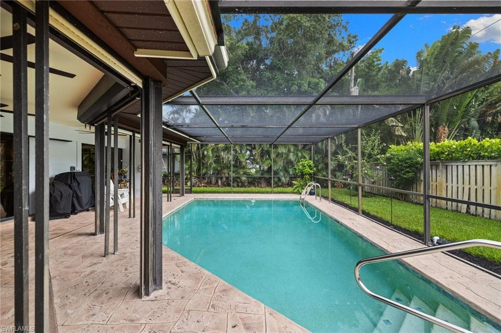 433 Golfview DR-6