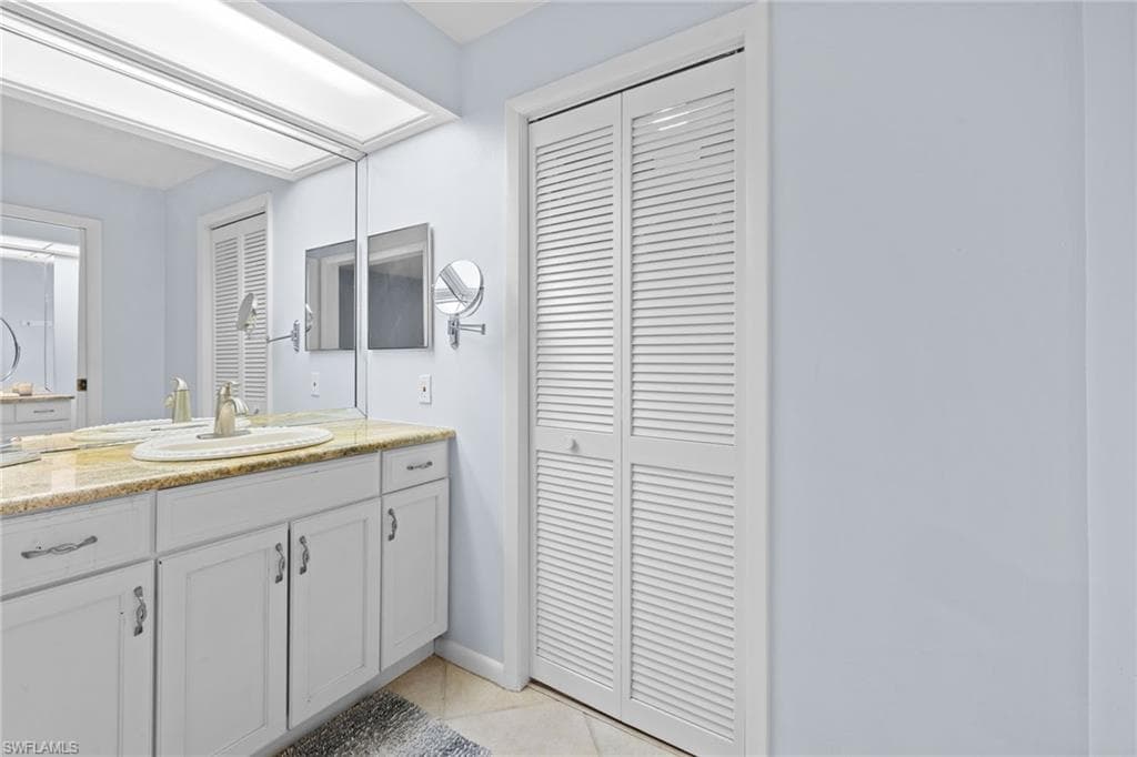 433 Golfview DR-17