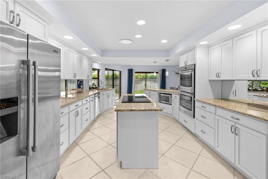 433 Golfview DR-36