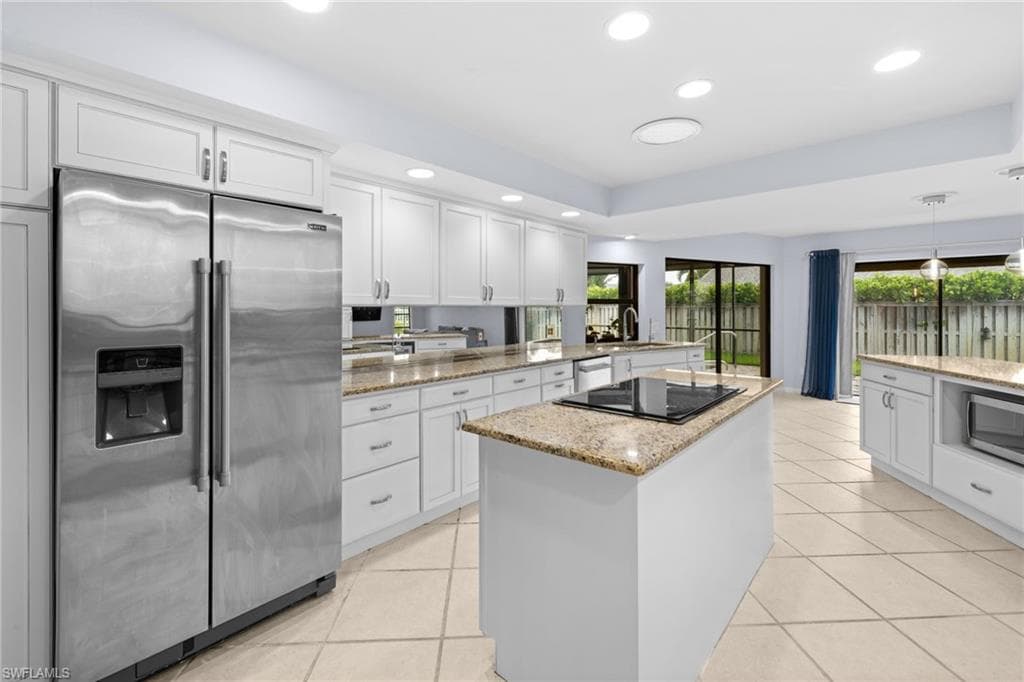 433 Golfview DR-37