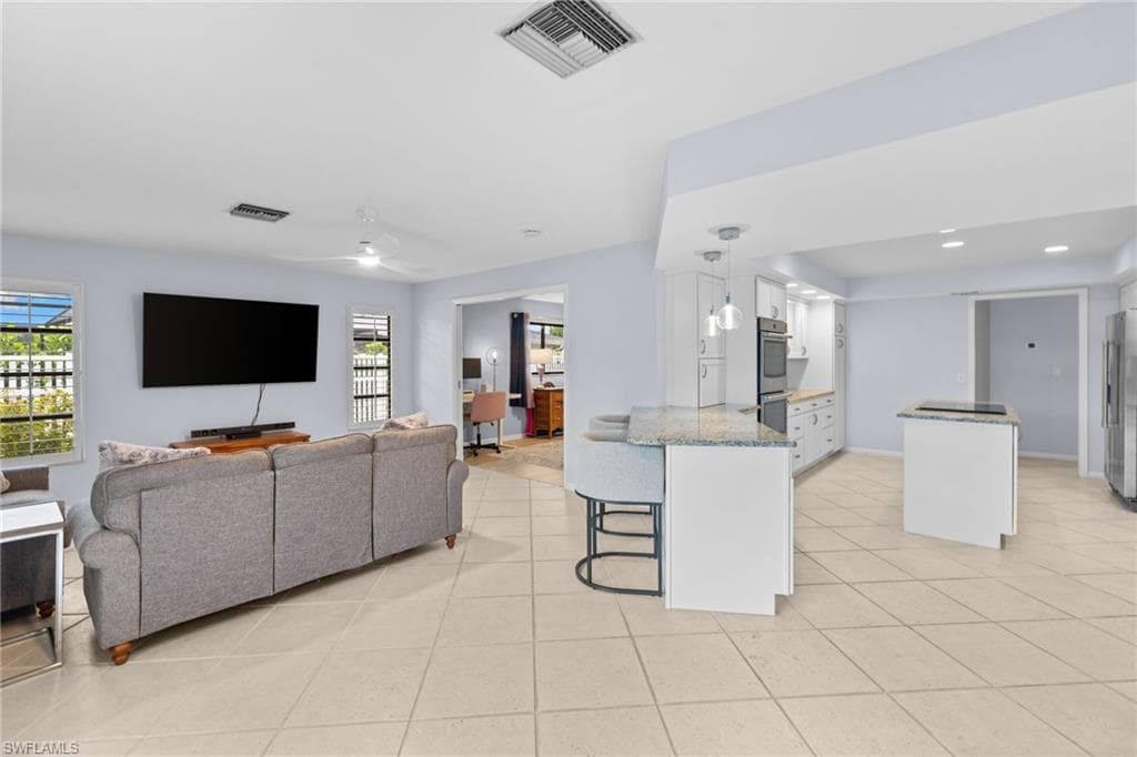 433 Golfview DR-44
