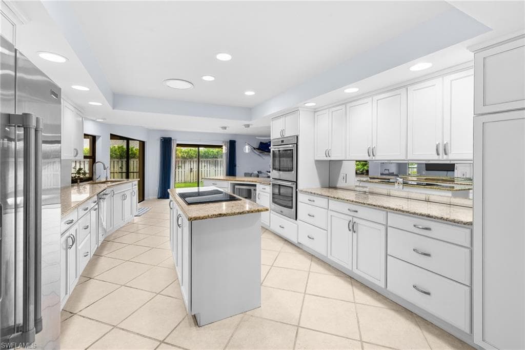 433 Golfview DR-35