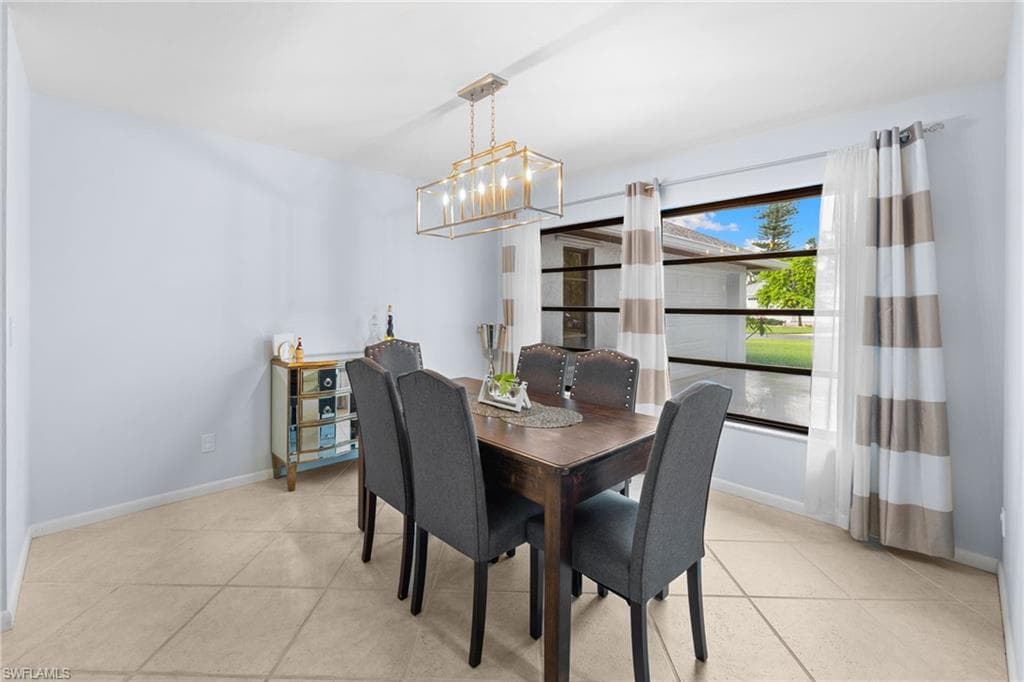 433 Golfview DR-31