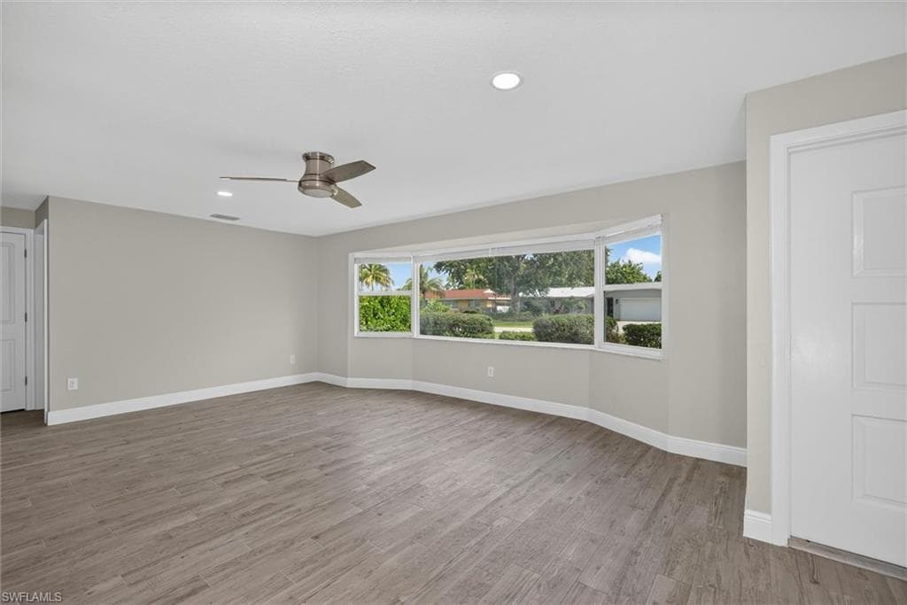 1628 N Flossmoor RD-12