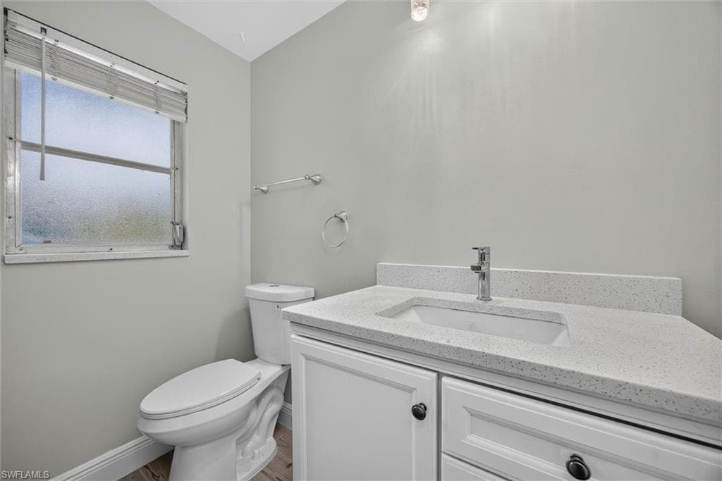 1628 N Flossmoor RD-21