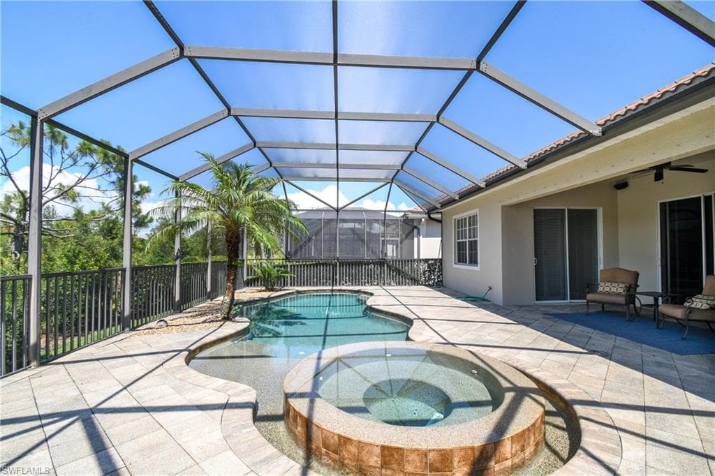 5742 Calmar Breeze LN-35