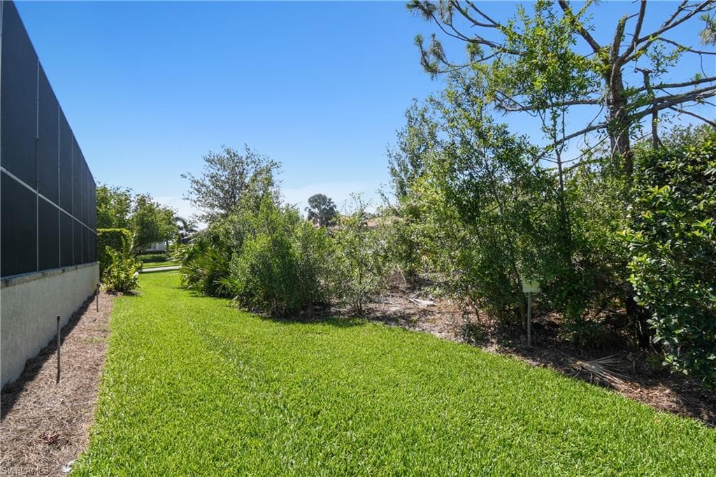 5742 Calmar Breeze LN-39
