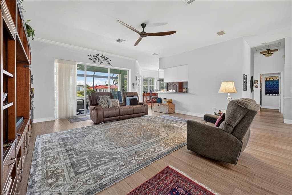 205 2nd ST-6
