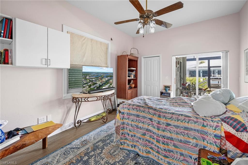 205 2nd ST-19