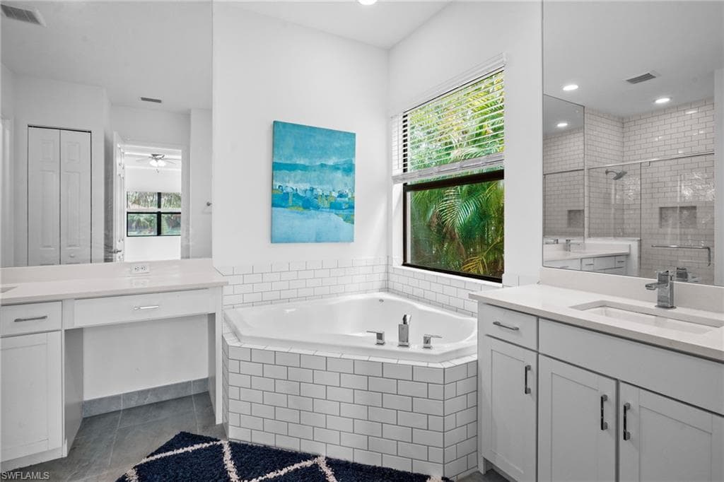11536 Foxbriar LN-23