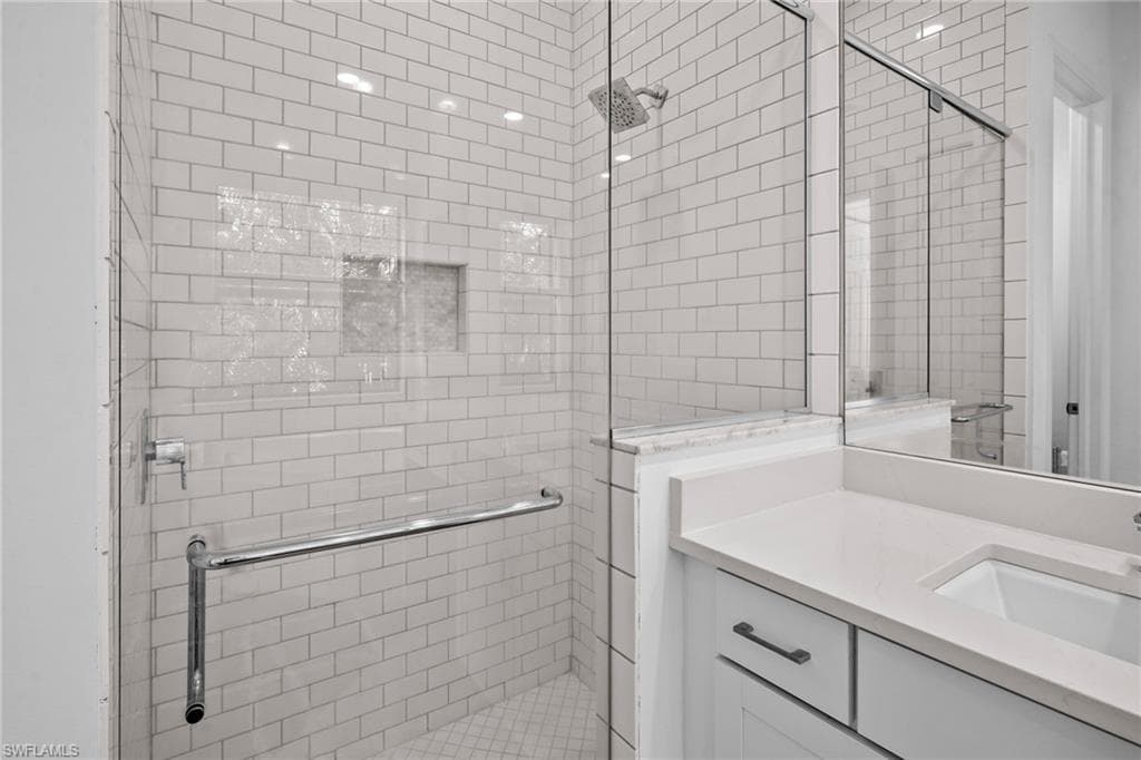 11536 Foxbriar LN-26
