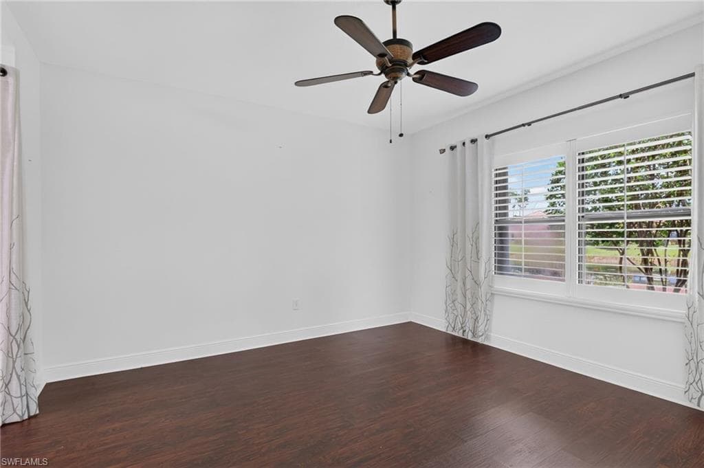 21567 Cascina DR-13