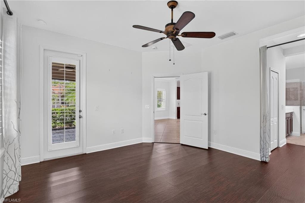 21567 Cascina DR-12