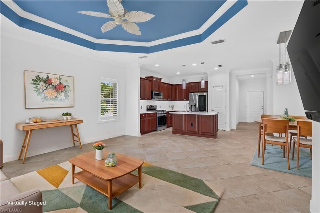 21567 Cascina DR-5