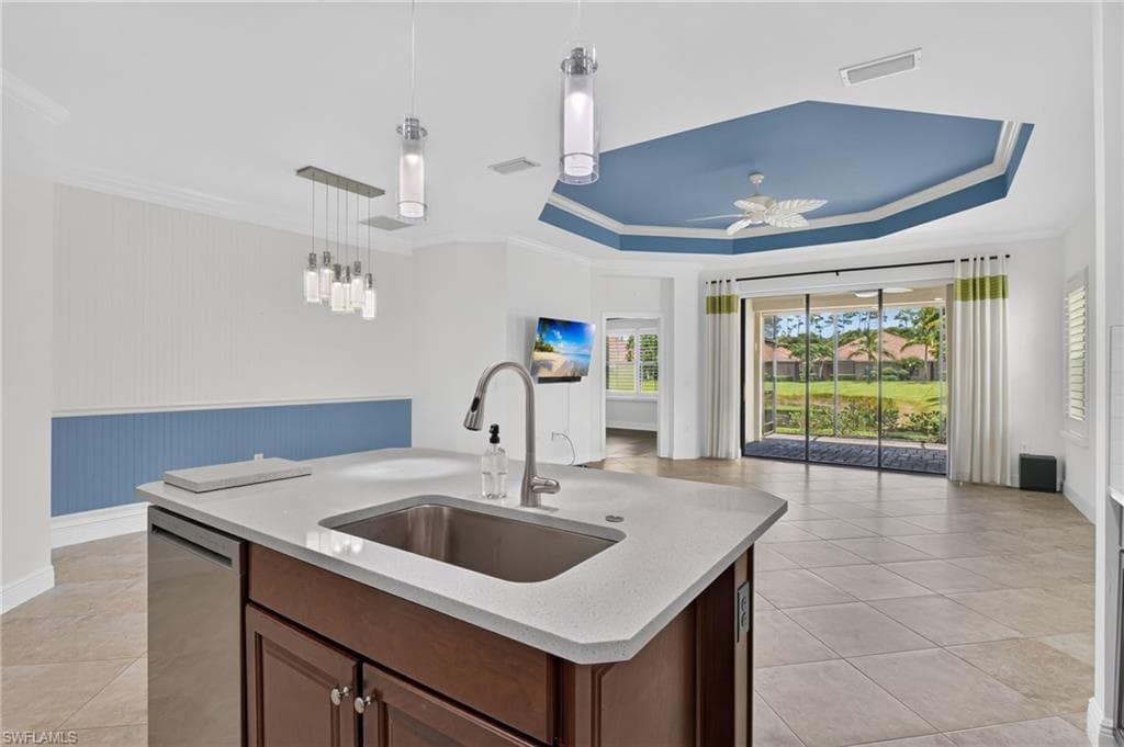 21567 Cascina DR-10