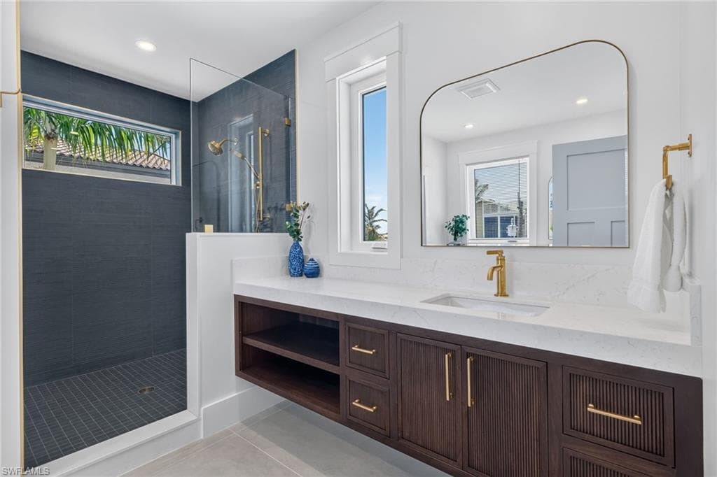 11516 Andy Rosse LN-20
