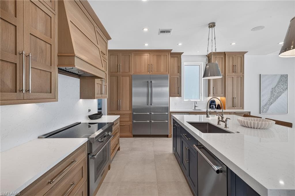 11516 Andy Rosse LN-14