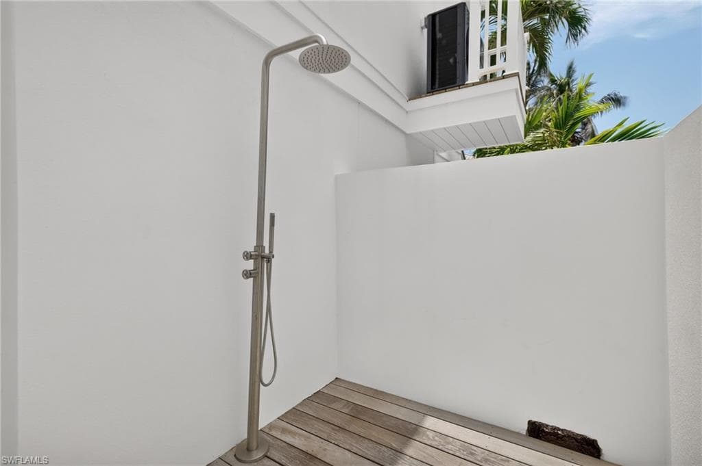 11516 Andy Rosse LN-45