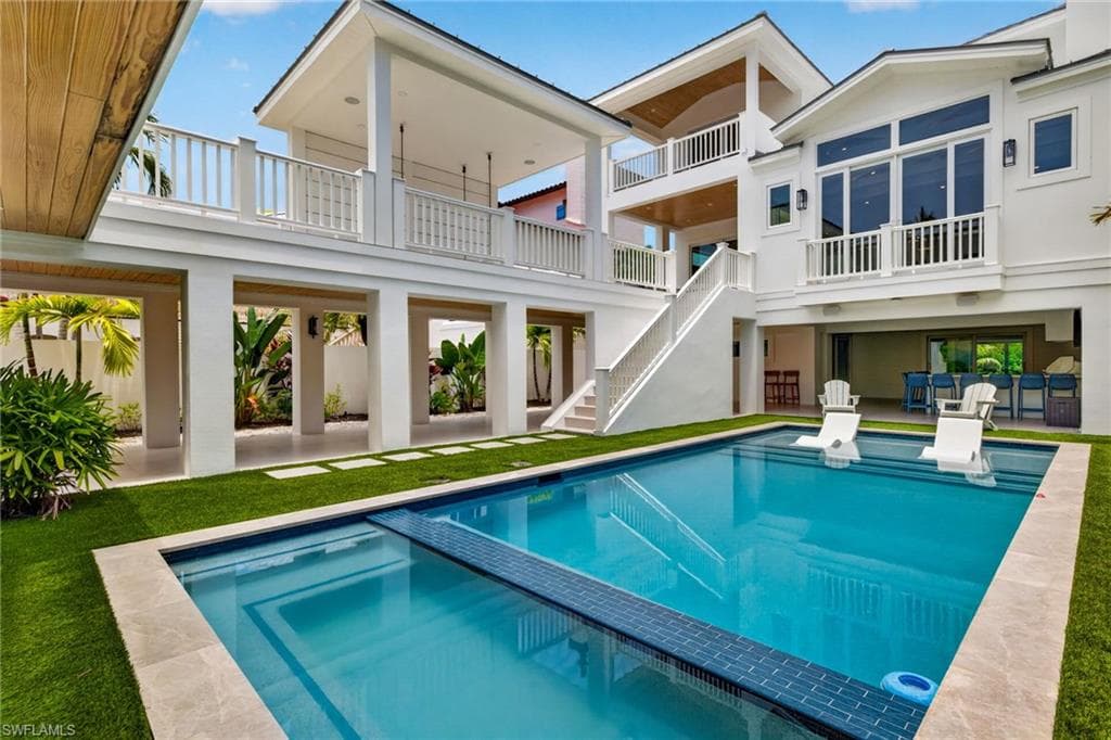 11516 Andy Rosse LN-44