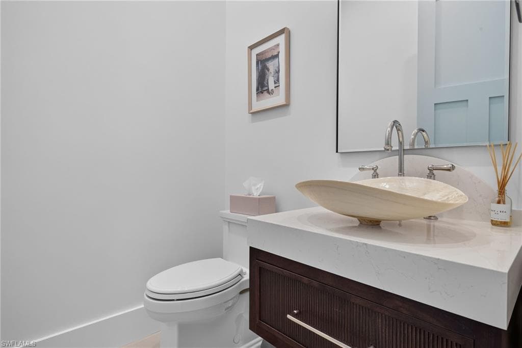 11516 Andy Rosse LN-25