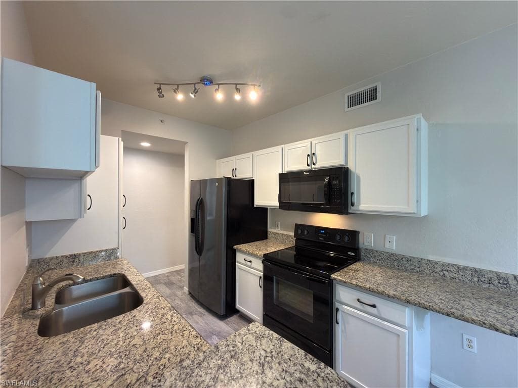 7960 Preserve CIR 624-18