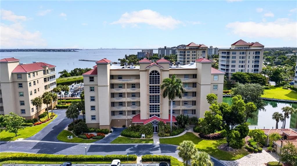 15210 Portside DR 402-28