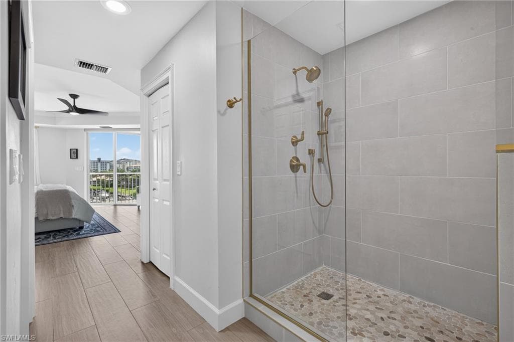 15210 Portside DR 402-20