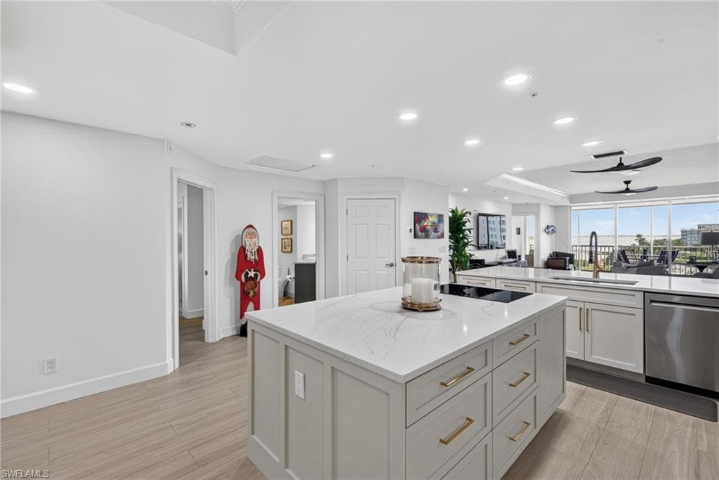 15210 Portside DR 402-10