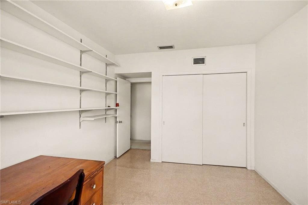 2148 Gorham AVE-13