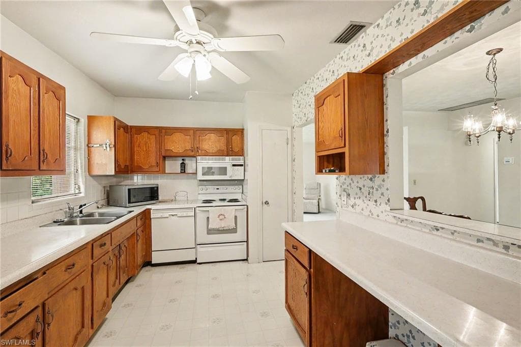 2148 Gorham AVE-9