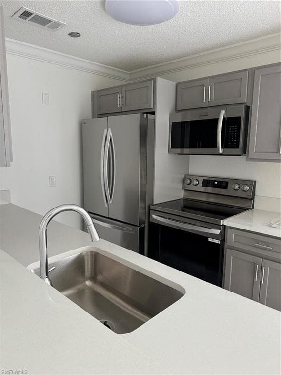 3225 E Riverside DR 54E-6