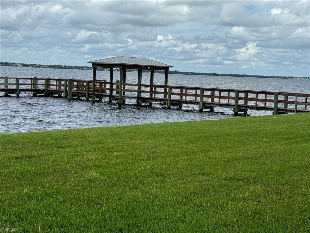 3225 E Riverside DR 54E-16