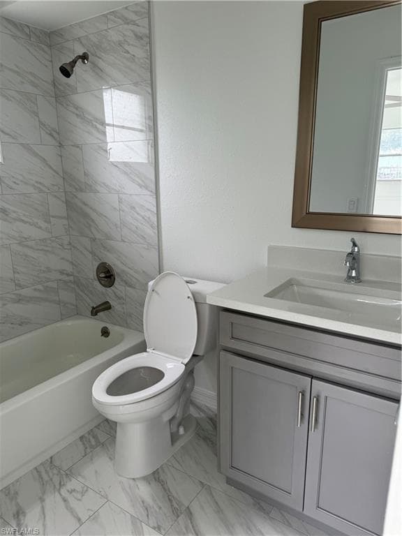 3225 E Riverside DR 54E-8