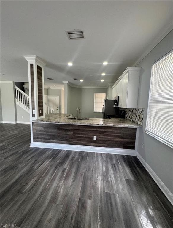 7614 Bristol CIR-6