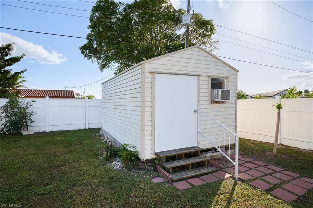 1416 Irondale ST E-17