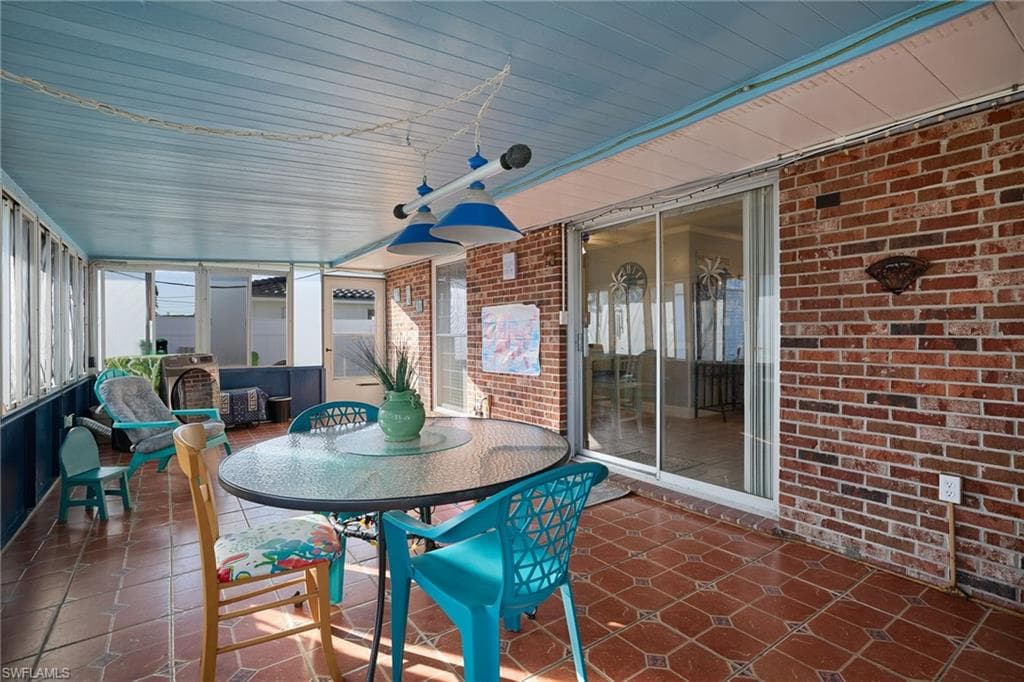 1416 Irondale ST E-16