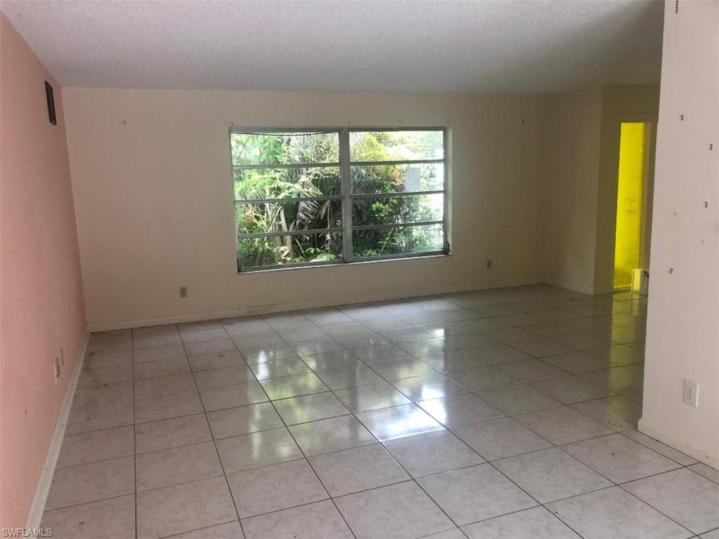 224 Pine Valley CIR-8