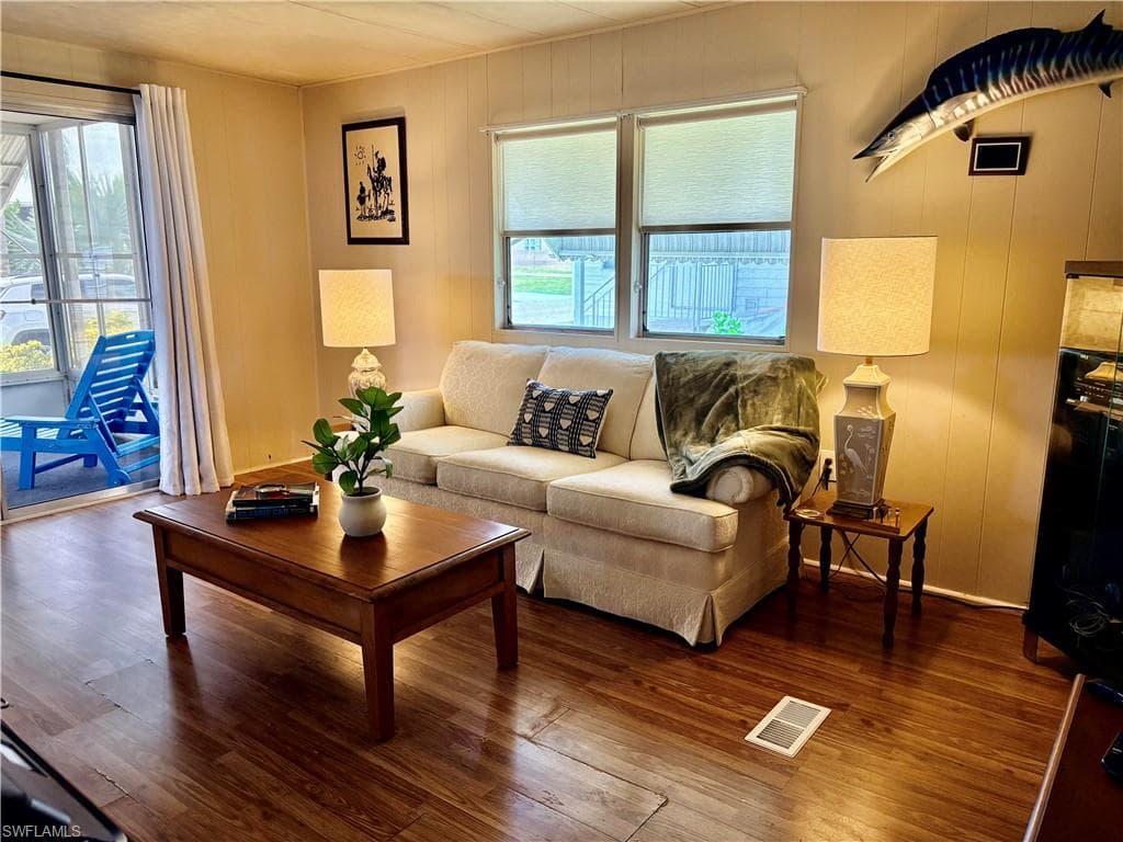 2790 Indianwood DR-14