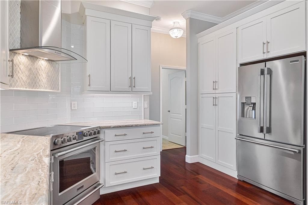 14111 Creek CT-17
