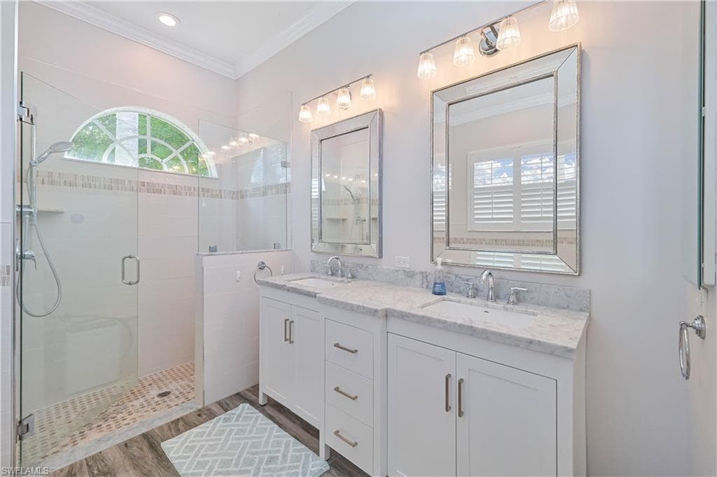 14111 Creek CT-33