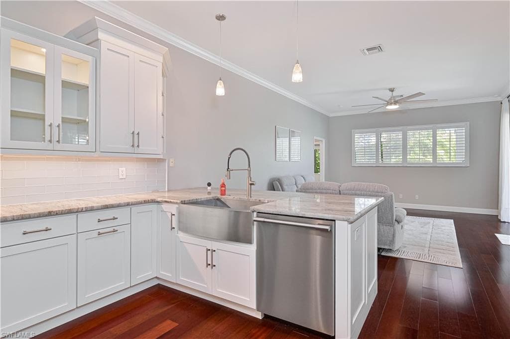 14111 Creek CT-19