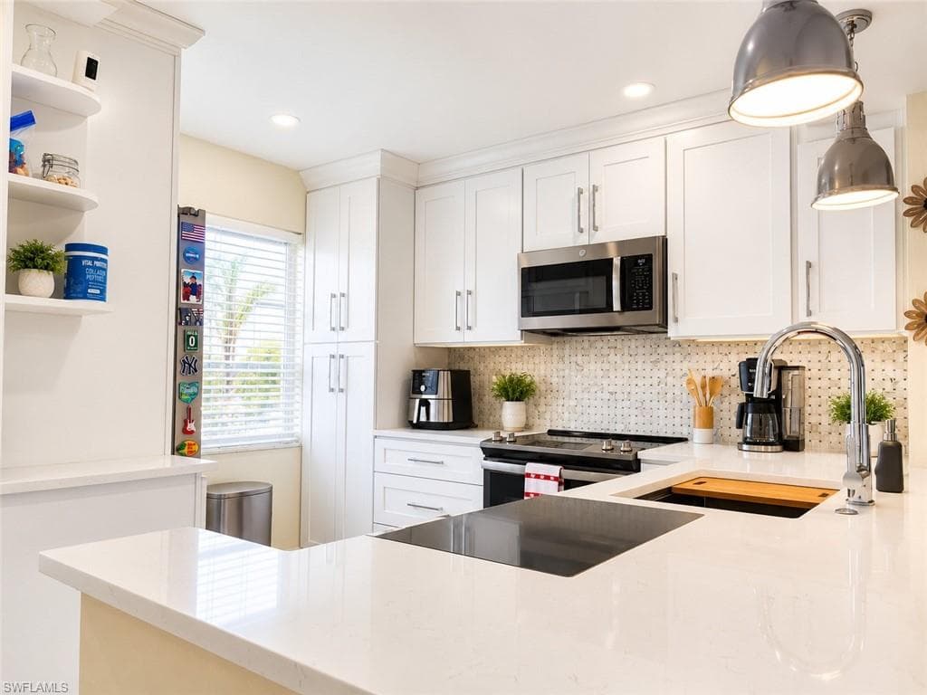 2828 Jackson ST E3-3