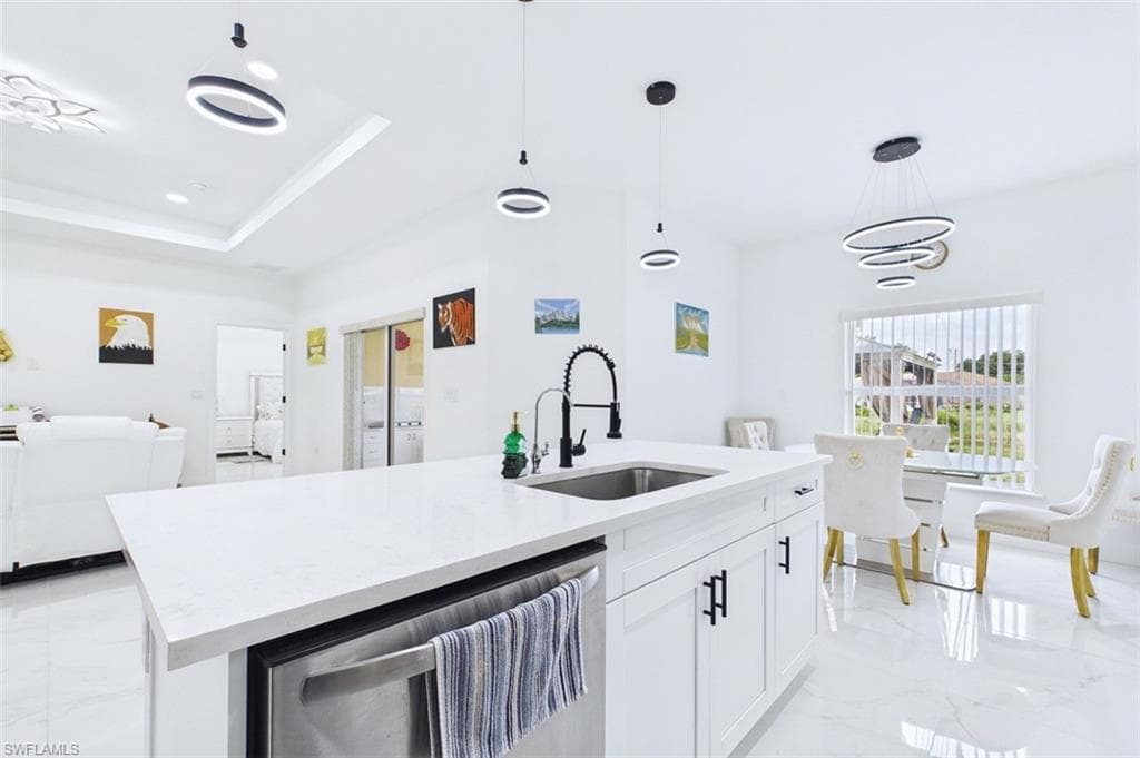 621 Tomasello DR-16