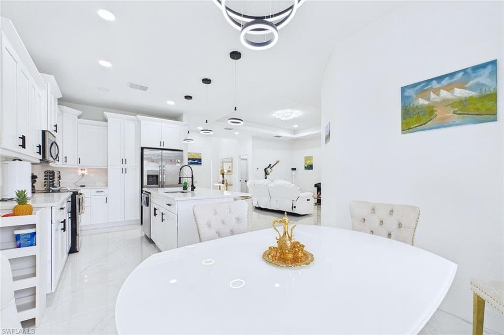 621 Tomasello DR-20