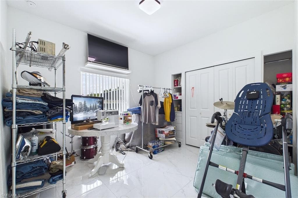 621 Tomasello DR-30