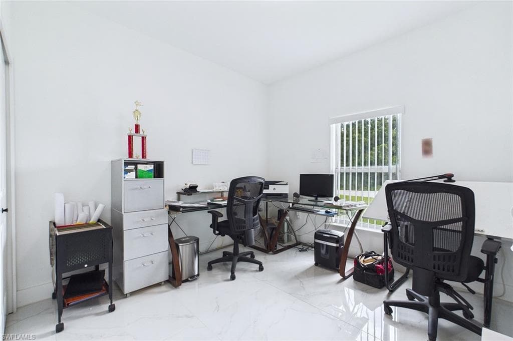 621 Tomasello DR-34